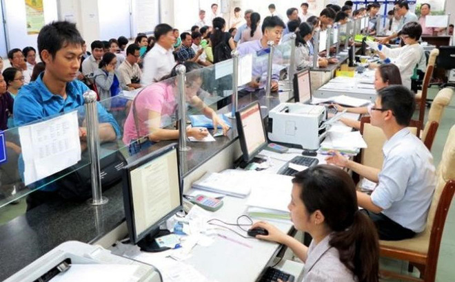 Tuyển dụng viên chức